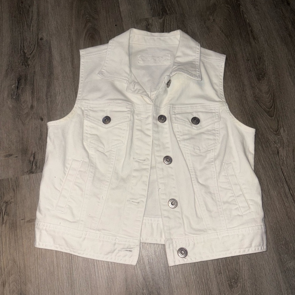 Maurice’s — White Denim Vest